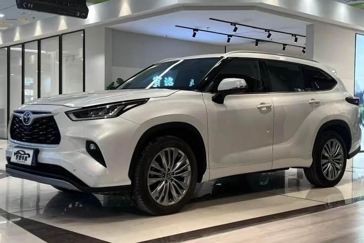 丰田 汉兰达 2024款 380T 四驱尊贵版 7座
