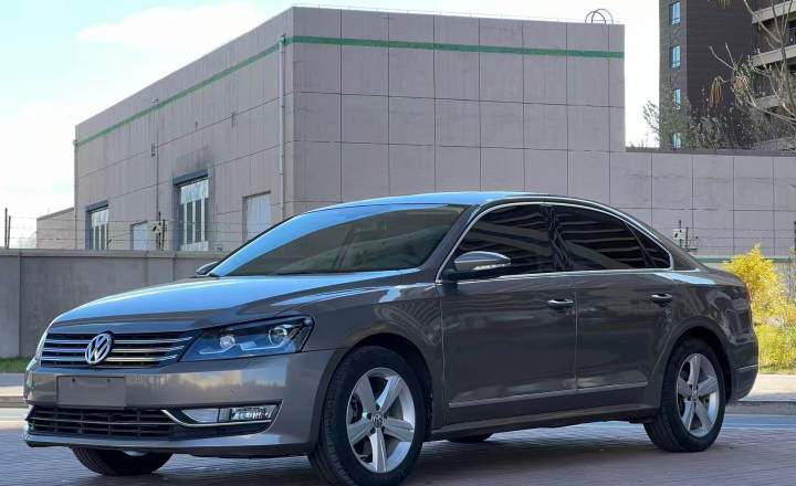 大众 帕萨特 2011款 1.8TSI DSG御尊版