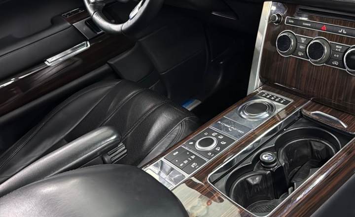 路虎 揽胜 2013款 NA 5.0 V8 Vogue