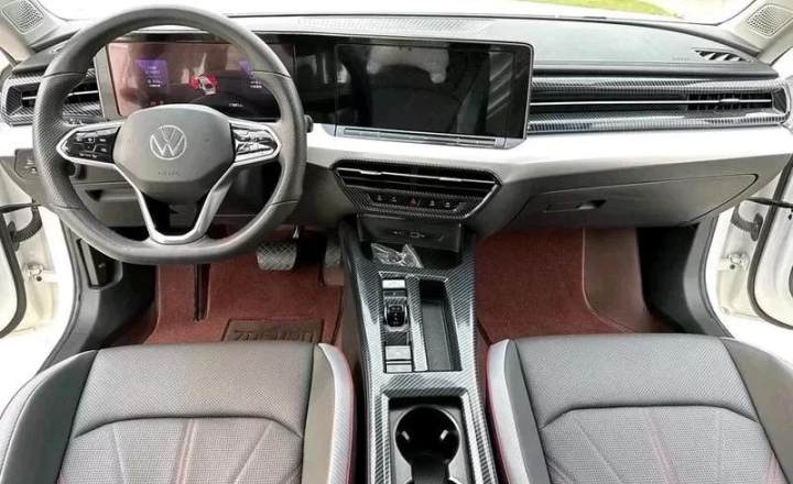 大众 凌渡 2023款 凌渡L 280TSI DSG热辣版