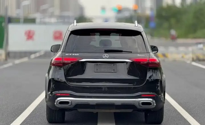 奔驰 GLE 2024款 GLE 450 4MATIC 时尚型