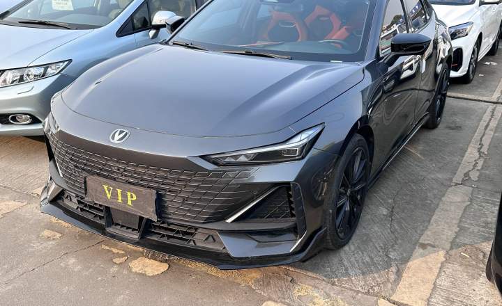 长安 UNIV 2023款 1.5T 运动版