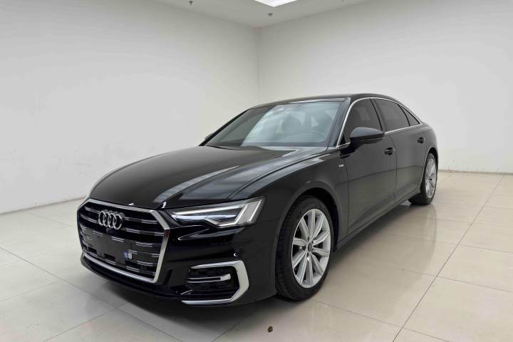 奥迪 A6L 改款 45 TFSI 臻选动感型