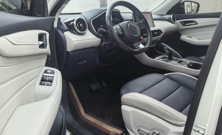 名爵 MG领航 2021款 300TGI 自动两驱燃动豪华版