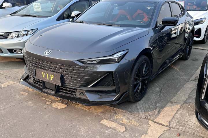 长安 UNIV 2023款 1.5T 运动版