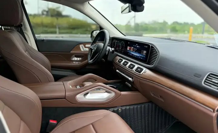 奔驰 GLE 2024款 GLE 450 4MATIC 时尚型