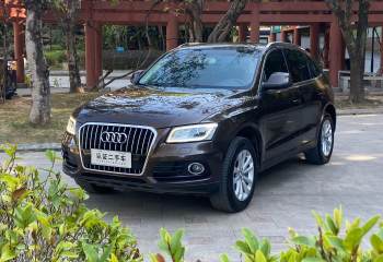 奥迪 Q5 40 TFSI 技术型