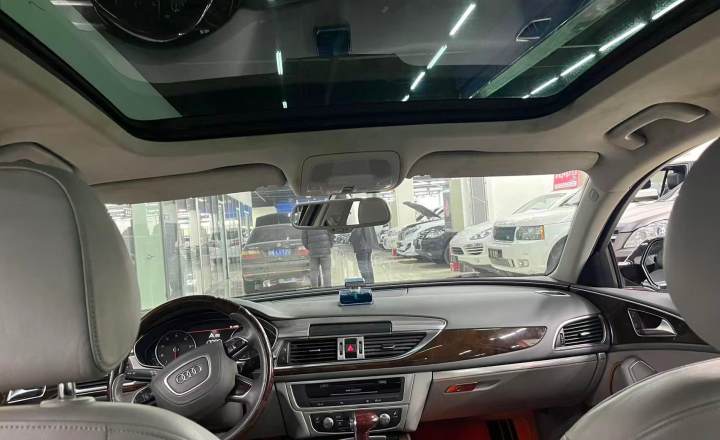 奥迪 A6L 2012款 30 FSI 技术型