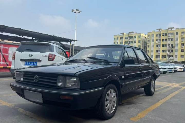 大众 桑塔纳志俊 1.8L 手动基本型