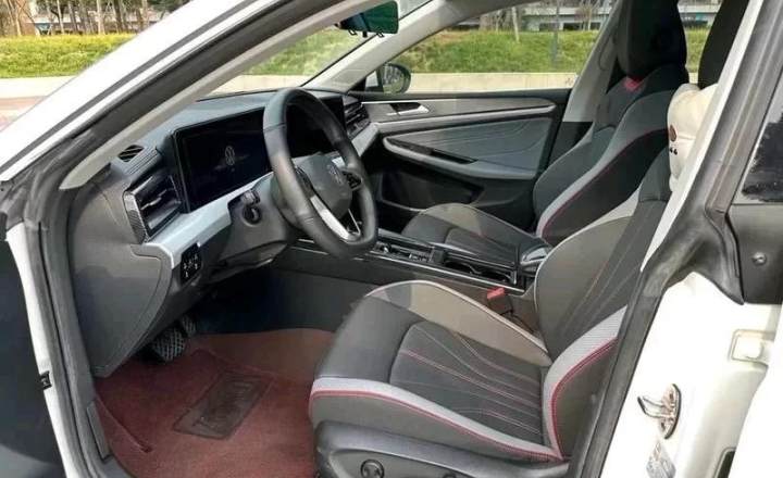 大众 凌渡 2023款 凌渡L 280TSI DSG热辣版