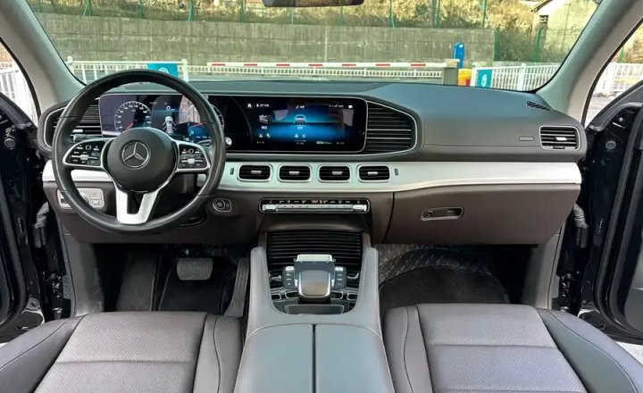 奔驰 GLE 2023款 GLE 450 4MATIC 时尚型