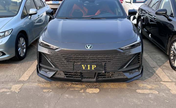 长安 UNIV 2023款 1.5T 运动版