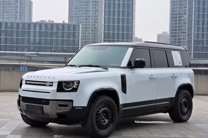 路虎 卫士 改款 110 3.0T P400 X-DYNAMIC HSE