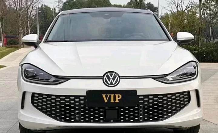 大众 凌渡 2023款 凌渡L 280TSI DSG热辣版