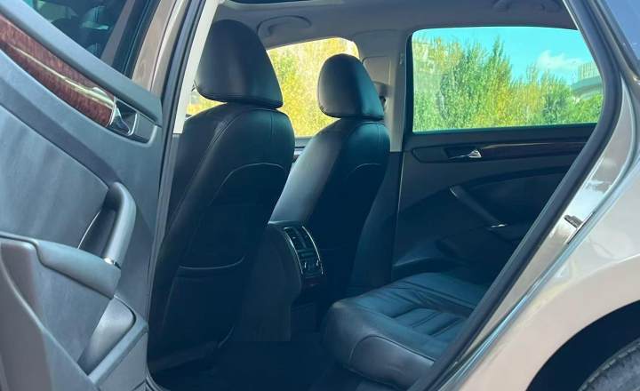 大众 帕萨特 2011款 1.8TSI DSG御尊版