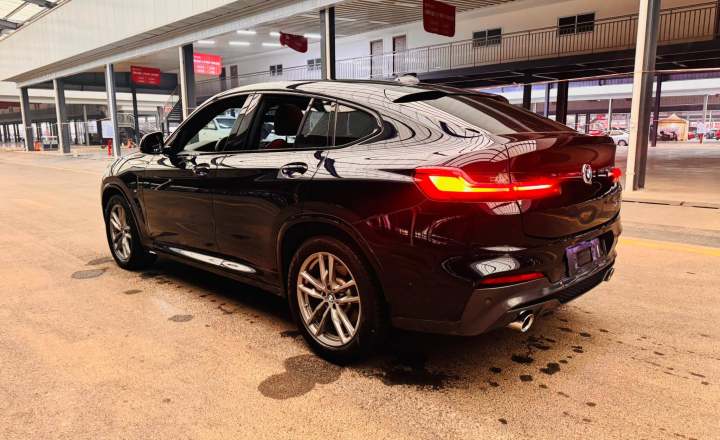 宝马 X4 2020款 xDrive25i M运动套装