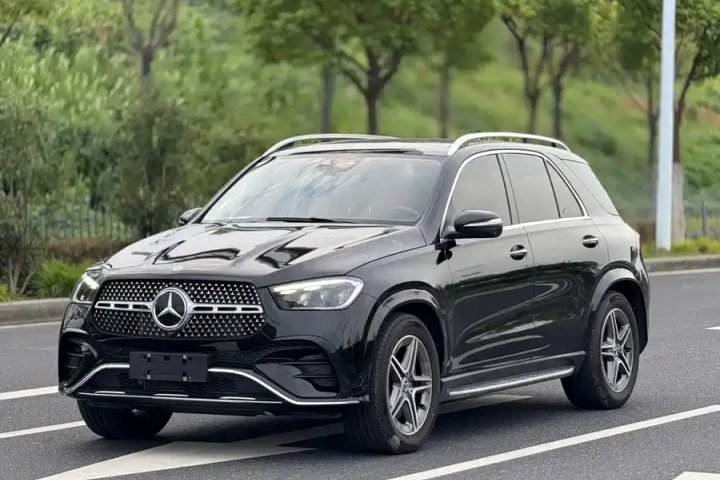 奔驰 GLE 2024款 GLE 450 4MATIC 时尚型