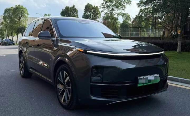 理想汽车 理想L8 2023款 Pro
