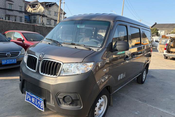 金杯 小海狮X30 2021款 1.5L 财富型客车国VI SWC15M