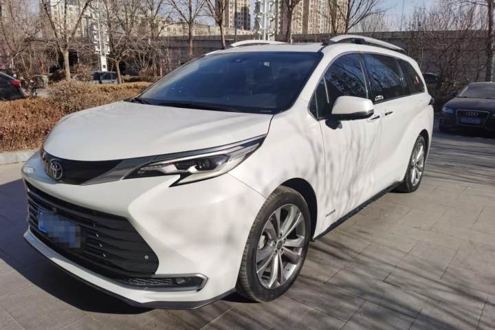 丰田 赛那SIENNA 2.5L混动 舒适版