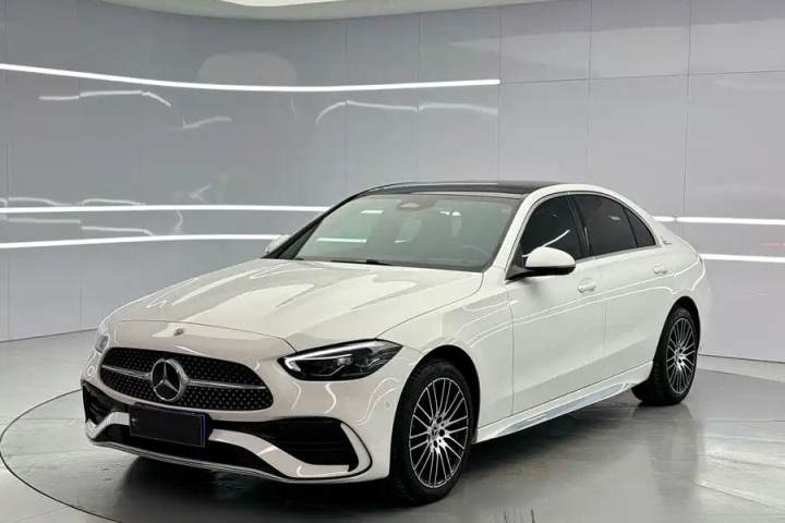 奔驰 C级 2025款 C 260 L 运动版