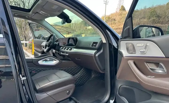 奔驰 GLE 2023款 GLE 450 4MATIC 时尚型