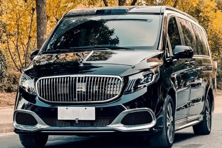 奔驰 威霆 2021款 2.0T 商务版 7座