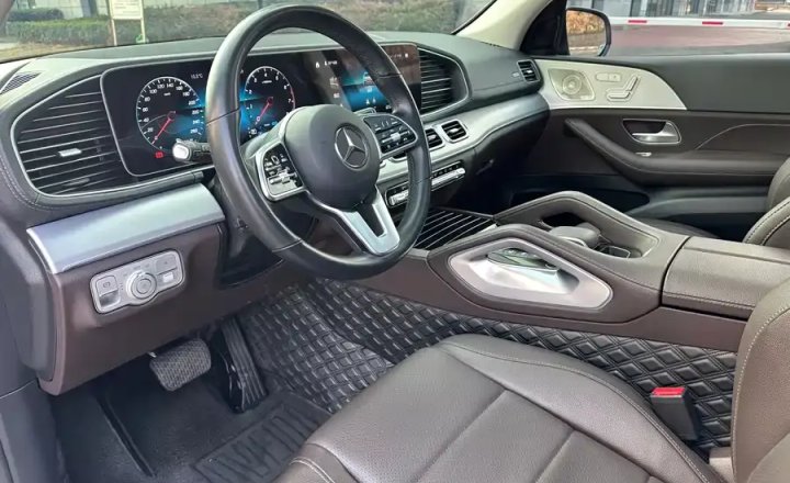 奔驰 GLE 2023款 GLE 450 4MATIC 时尚型