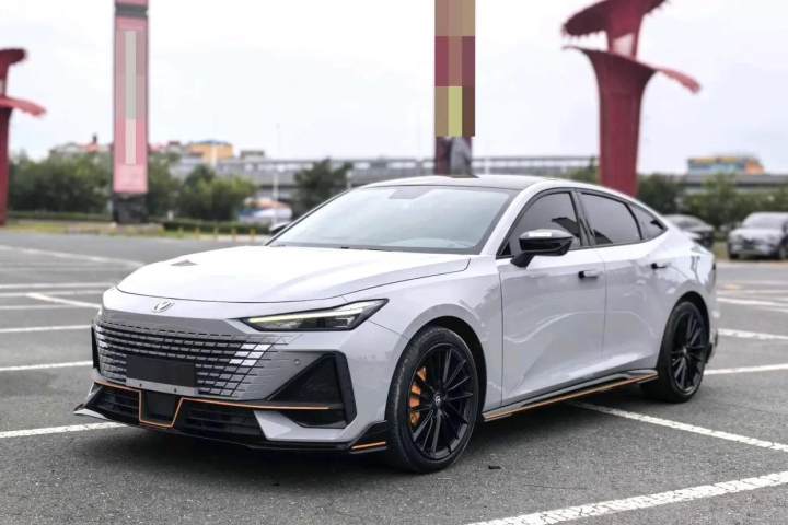 长安 UNI-V 1.5T 运动版