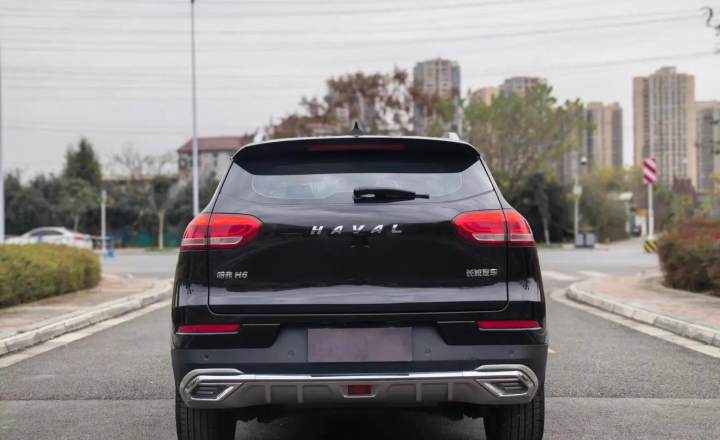 哈弗 H6 2021款 1.5T 自动冠军版