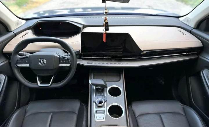 长安 CS55PLUS 2022款 第二代 1.5T DCT豪华型