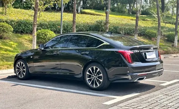凯迪拉克 CT5 2022款 28T 尊贵型