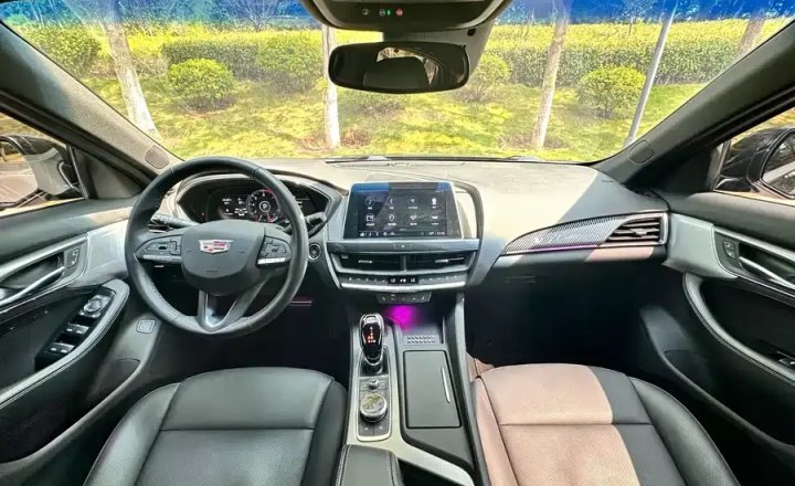 凯迪拉克 CT5 2022款 28T 尊贵型