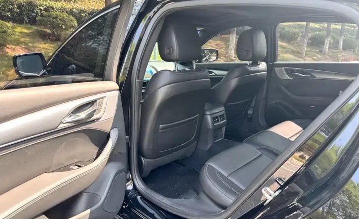 凯迪拉克 CT5 2022款 28T 尊贵型