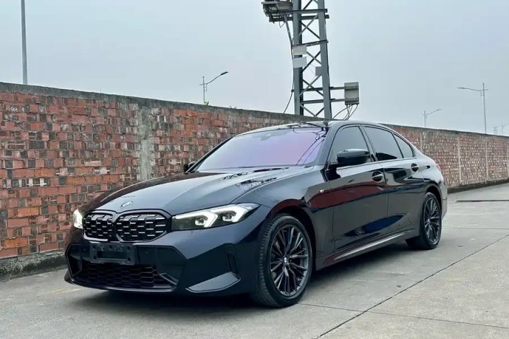 宝马 3系 2023款 325Li M运动曜夜套装