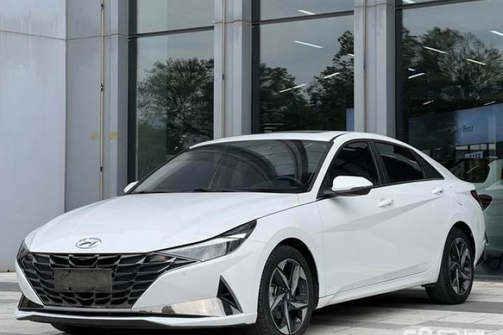 现代 伊兰特 1.5L CVT GLX精英版