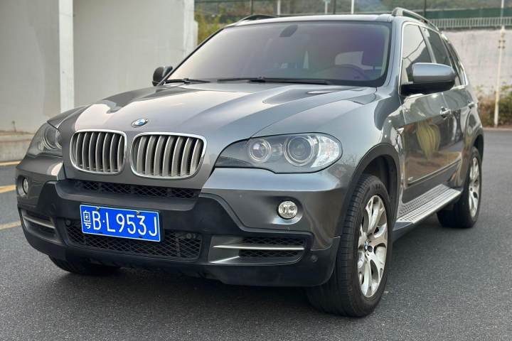 宝马 X5(进口) xDrive48i豪华型