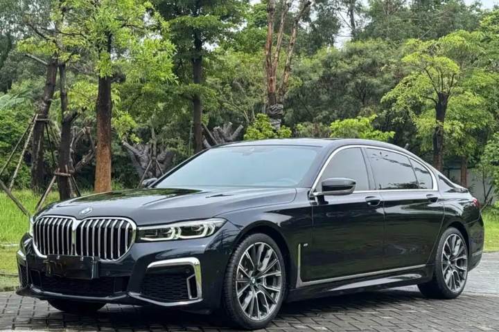 宝马 7系 740Li 领先型 M运动套装