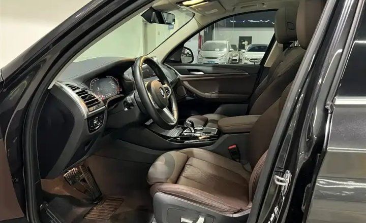 宝马 X3 2022款 xDrive25i M运动套装