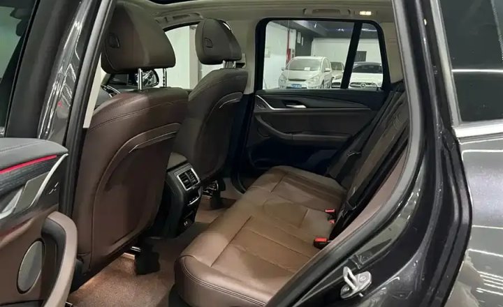 宝马 X3 2022款 xDrive25i M运动套装