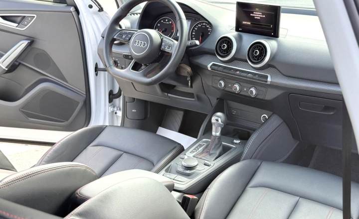 奥迪 Q2L 2023款 35TFSI 进取动感型