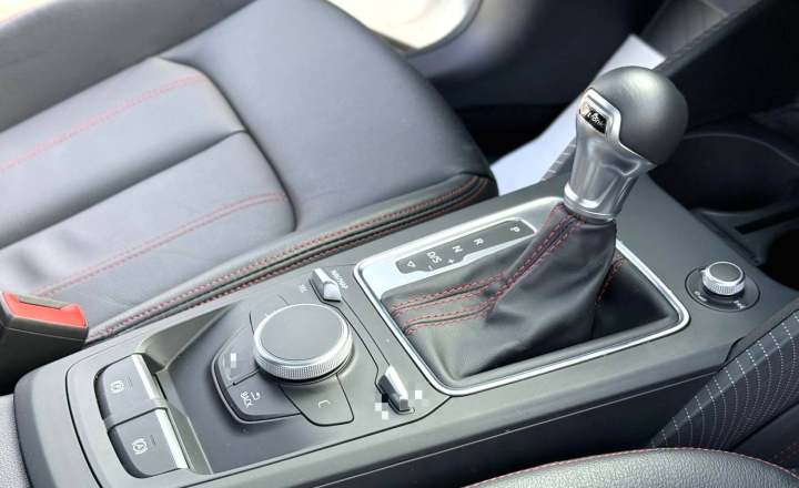 奥迪 Q2L 2023款 35TFSI 进取动感型