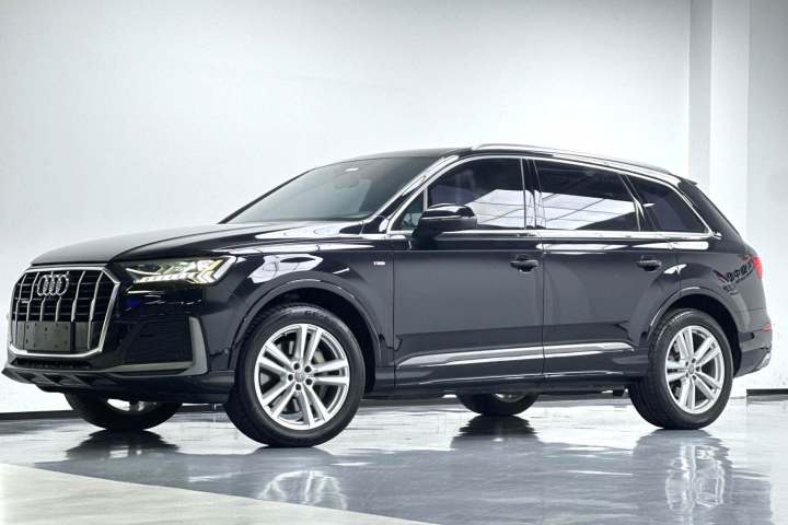 奥迪 Q7 2020款 45 TFSI quattro 致享专享版