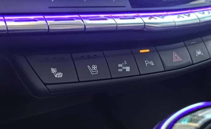 凯迪拉克 CT5 2022款 28T 豪华型（标准版）