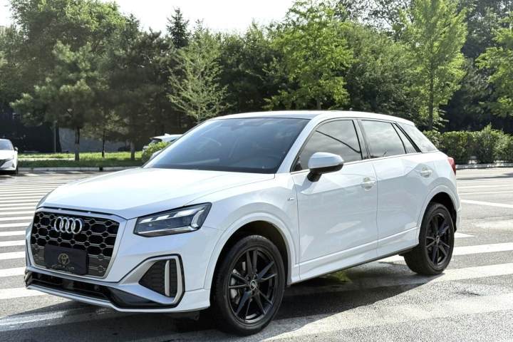 奥迪 Q2L 2023款 35TFSI 进取动感型