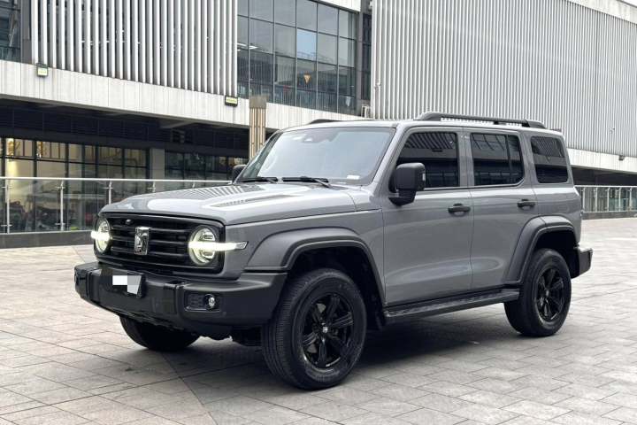 坦克 300 2023款 越野版 2.0T 征服者