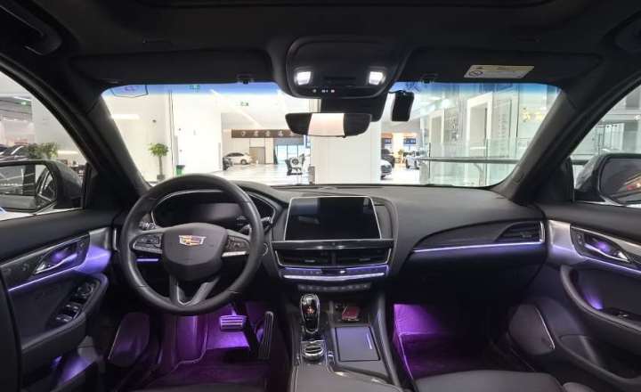 凯迪拉克 CT5 2022款 28T 豪华型（标准版）