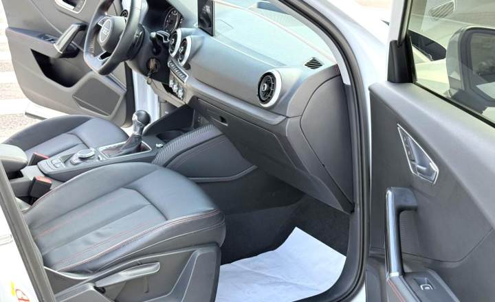 奥迪 Q2L 2023款 35TFSI 进取动感型