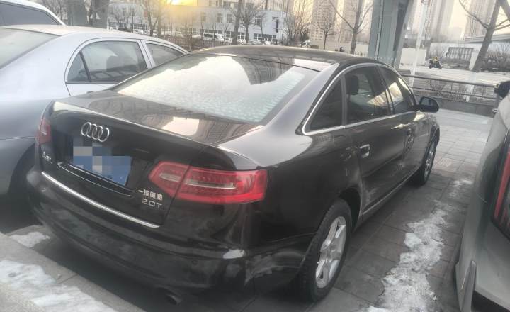 奥迪 A6L 2010款 2.0 TFSI 自动标准型