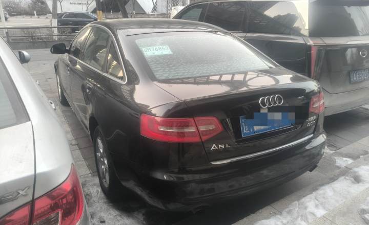奥迪 A6L 2010款 2.0 TFSI 自动标准型